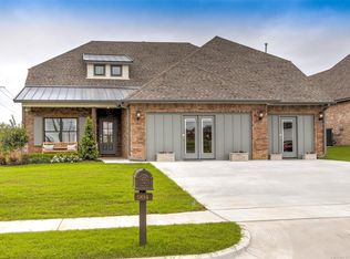 904 W 86th St, Tulsa, OK 74132