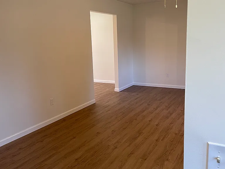 W Dilcrest Cir — Photo 6