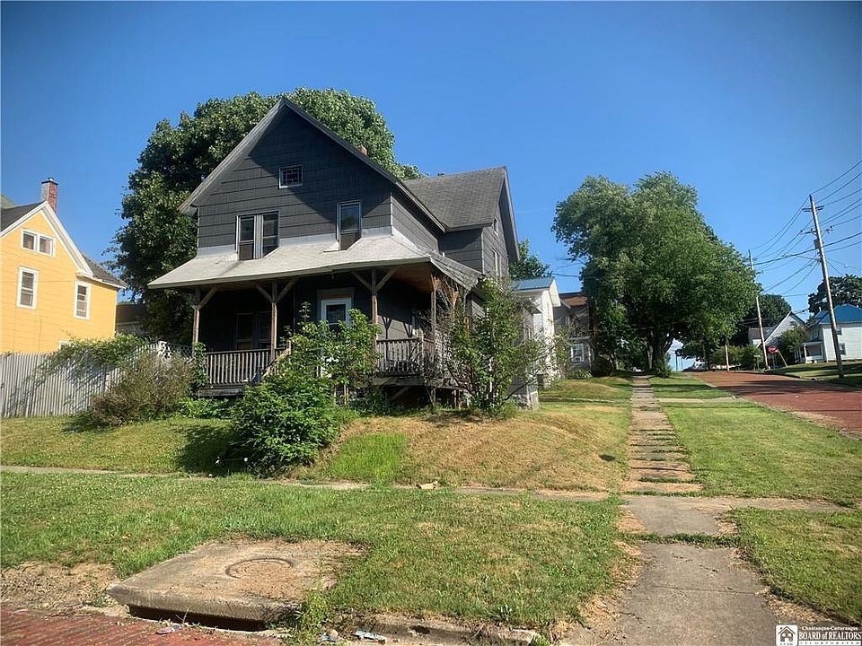 2nd image of 511 W 7th St