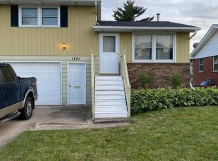 1441 Division St, Green Bay, WI 54303