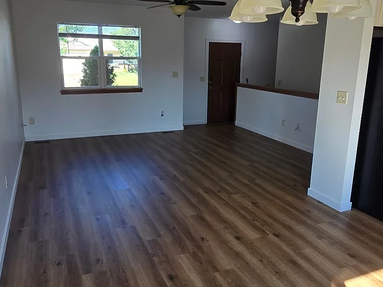 609 S Longbranch Dr — Photo 27