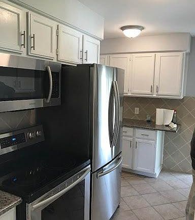 4th image of 4044 Jeanne Dr