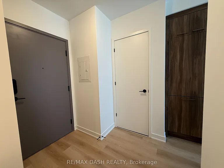 628 Church St #4402 — Photo 13