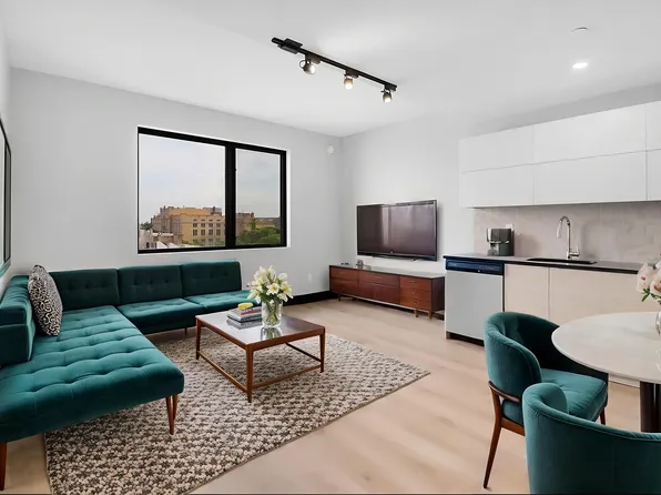 88 Linden Boulevard image 1 of 14