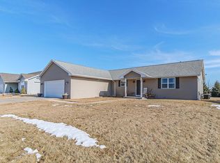 2431 Lawrence Dr, De Pere, WI 54115