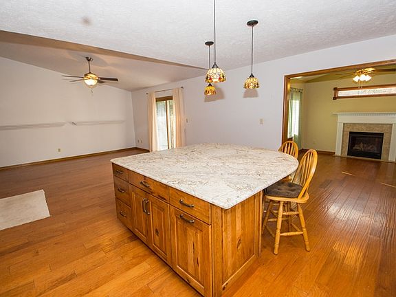 5th image of 51107 County Road 5