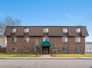 9 Vreeland Ave APT 3B, Hackensack, NJ