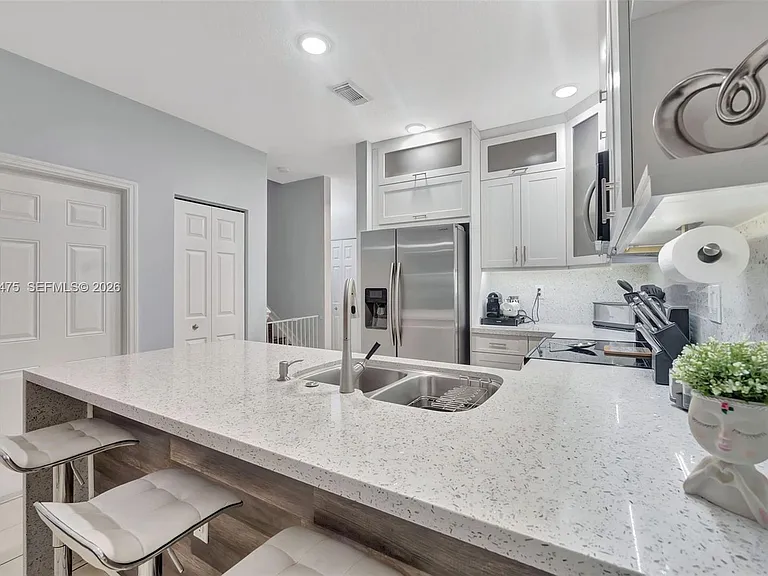 11227 SW 230th Ter — Photo 5