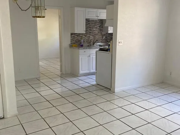 1211 NE 14th Ave APT 4, Fort Lauderdale, FL 33304