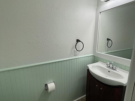 4th image of 3021 11th Ave APT 16