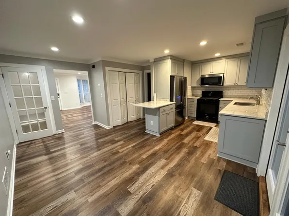 2953 Lexington Trace Dr SE, Smyrna, GA 30080