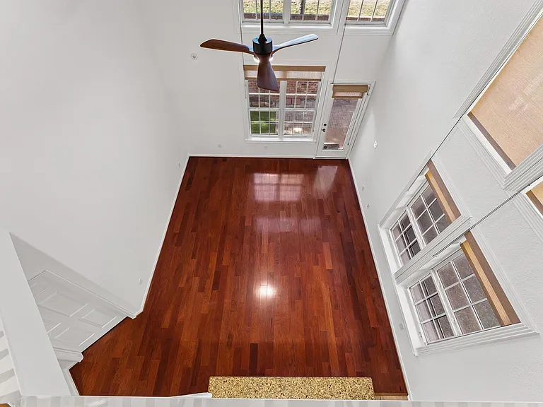 1246 Glenwood Canyon Ln — Photo 20