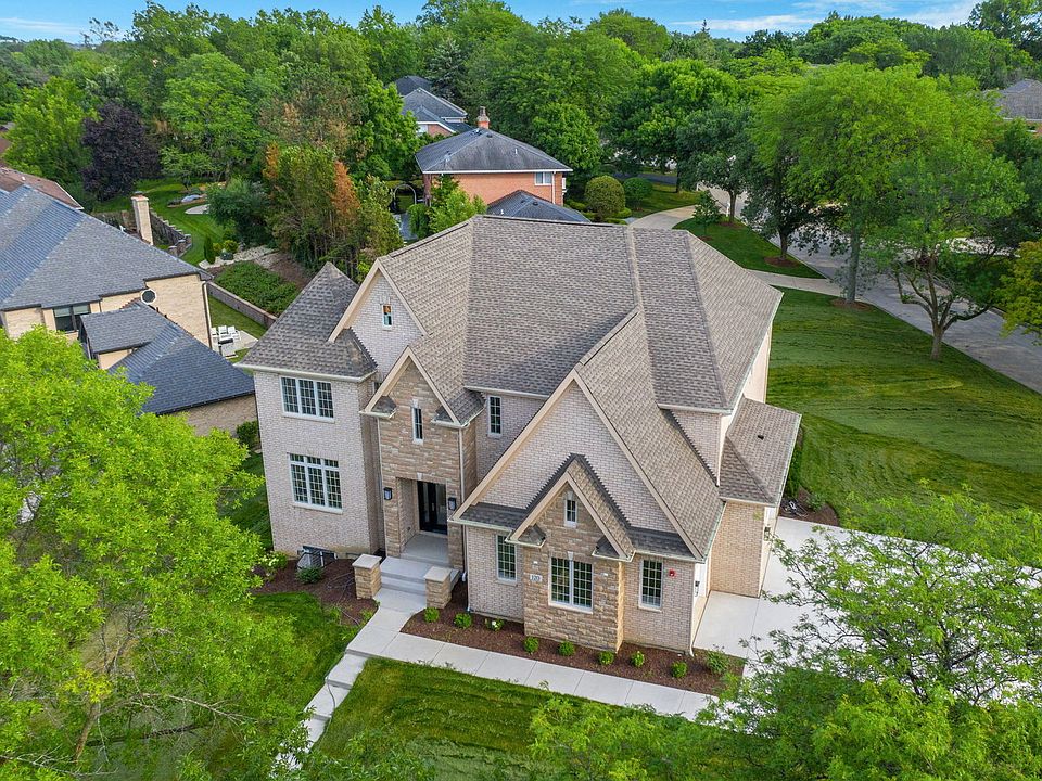 120 Saddle Brook Dr, Oak Brook, IL 60523 Zillow