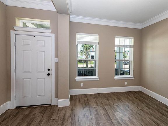 5th image of 5014 Allen Cay Dr