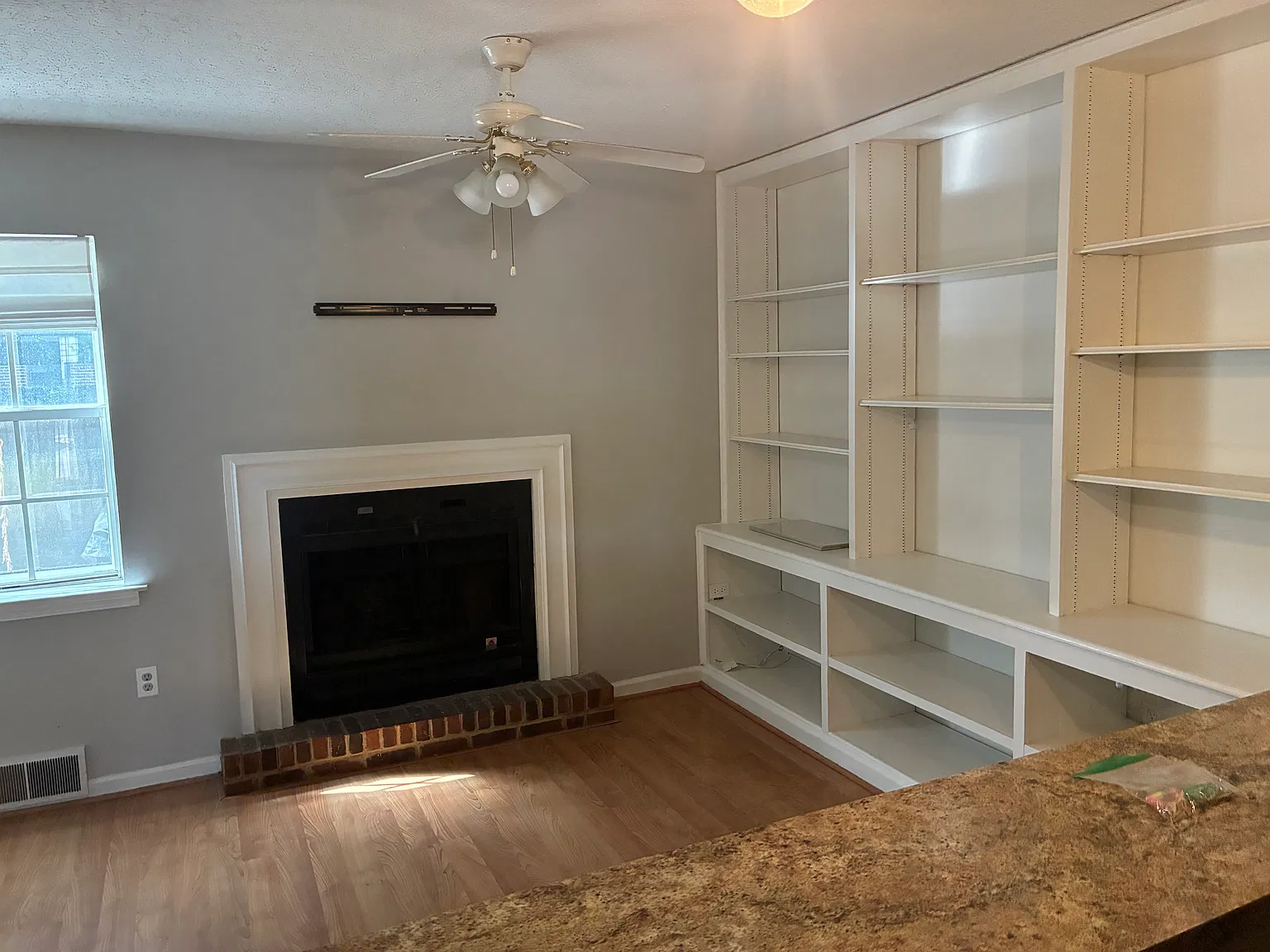 2 bed, 1.5 bath, 1122 sqft, $1,300 — Photo 2