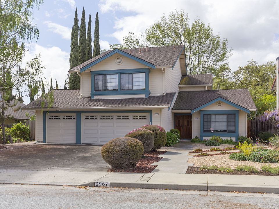 1st image of 2967 Densmore Dr