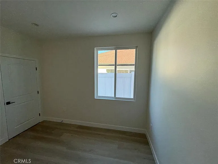 8605 Delco Ave #8605 — Photo 43