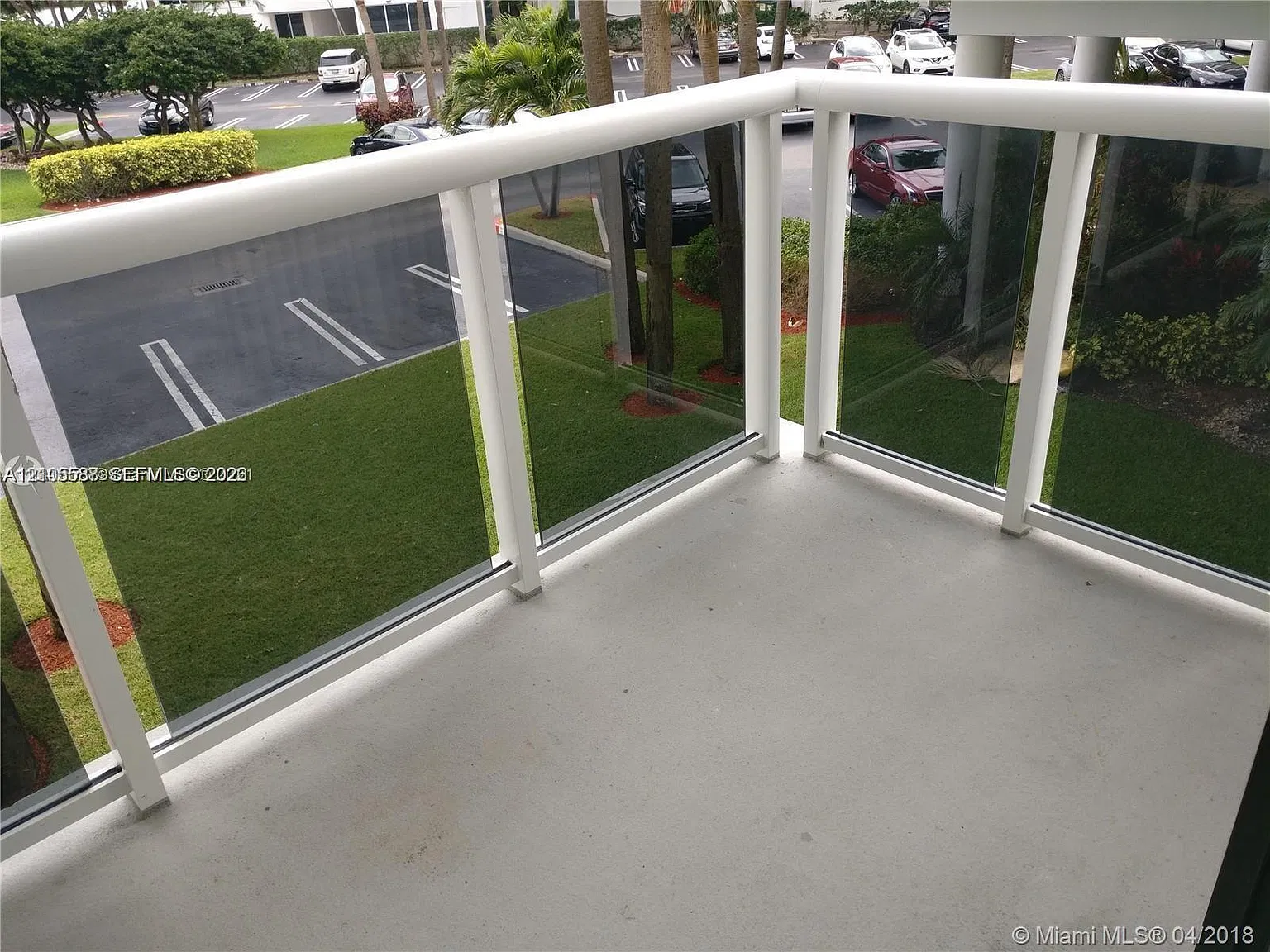 Waterview Condo — Photo 2