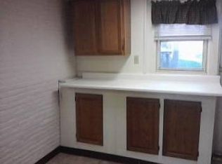 10 W Market St, Marietta, PA 17547