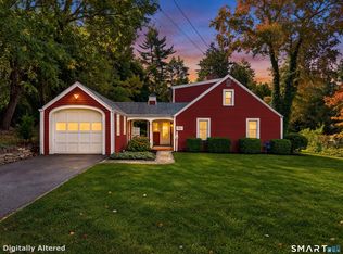 40 Niles Hill Rd, New London, CT 06320