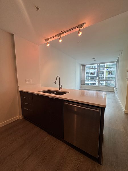 Richmond Apartment for rent - 1 Bedroom — photo 8