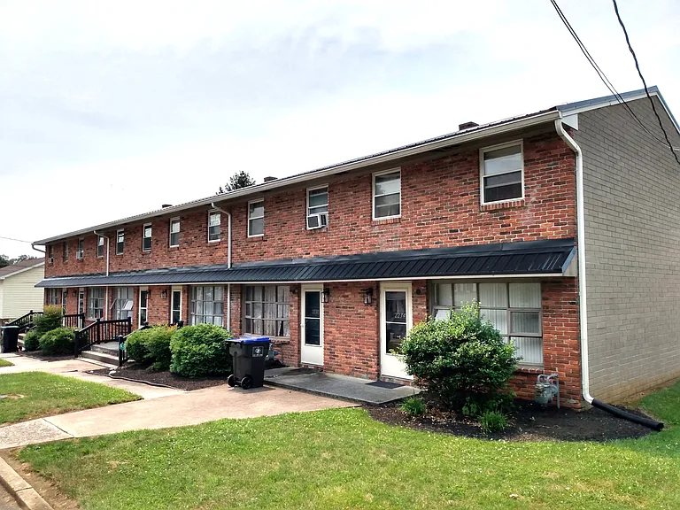 2246 Lincoln Way E — Photo 21