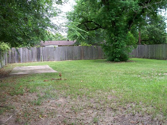 2nd image of 3006 Sunnybrook St