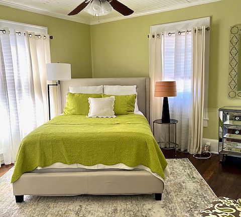 3rd image of 161 Edgewood Rd #2