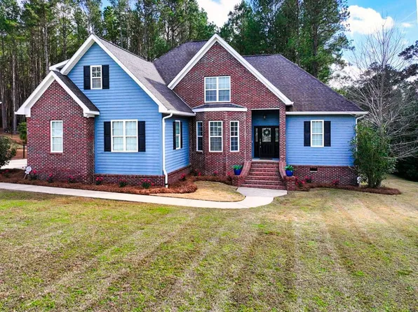 100 Sweetbriar Lakes Dr, Thomasville, GA 31757