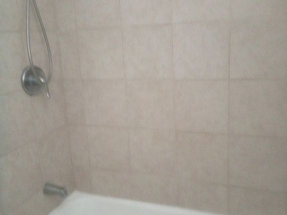 4th image of 220 Hutchison St APT B
