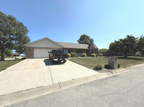 550 N Angie Dr, Greensburg, IN 47240