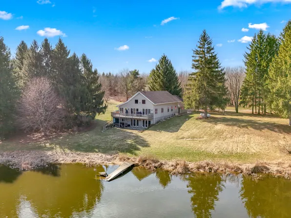 2175 Bird Lake Rd S, Osseo, MI 49266
