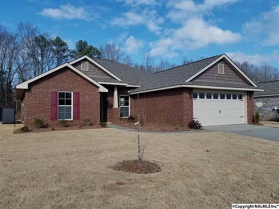 3rd image of 137 Bermuda Lakes Dr