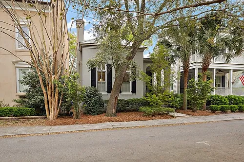 154 Ionsborough St Photo 1