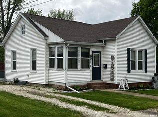 307 W Euclid Ave, Lewistown, IL 61542