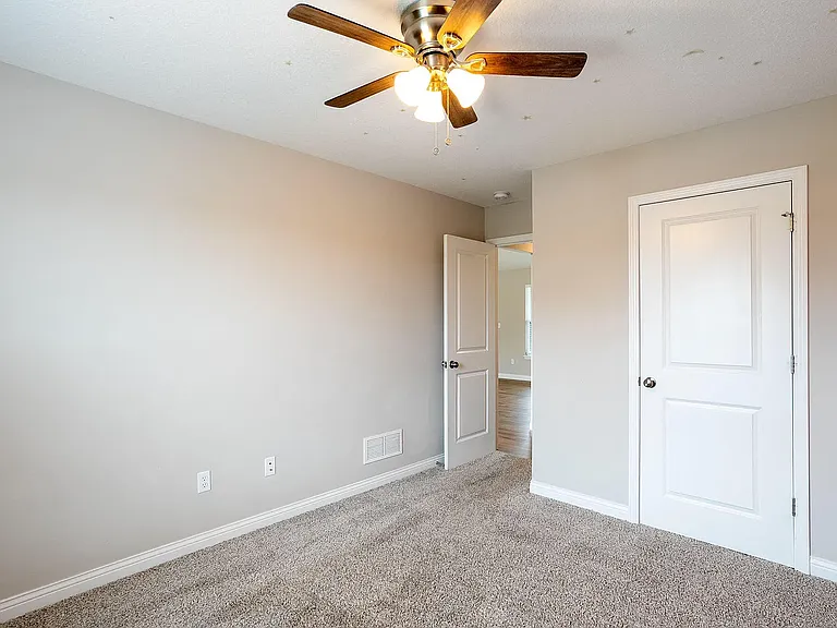 5502 Geyser Blvd — Photo 13