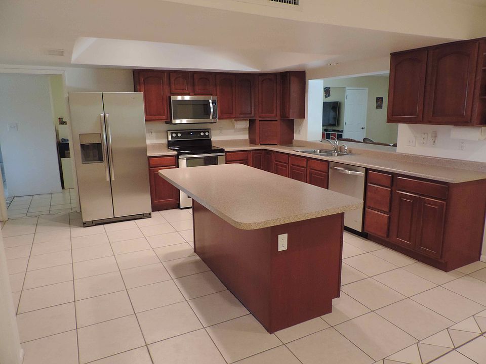 2nd image of 1337 W Laguna Azul Ave