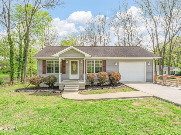 111 Oak St, Athens, TN 37303