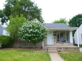 12478 Pearl St, Southgate, MI 48195