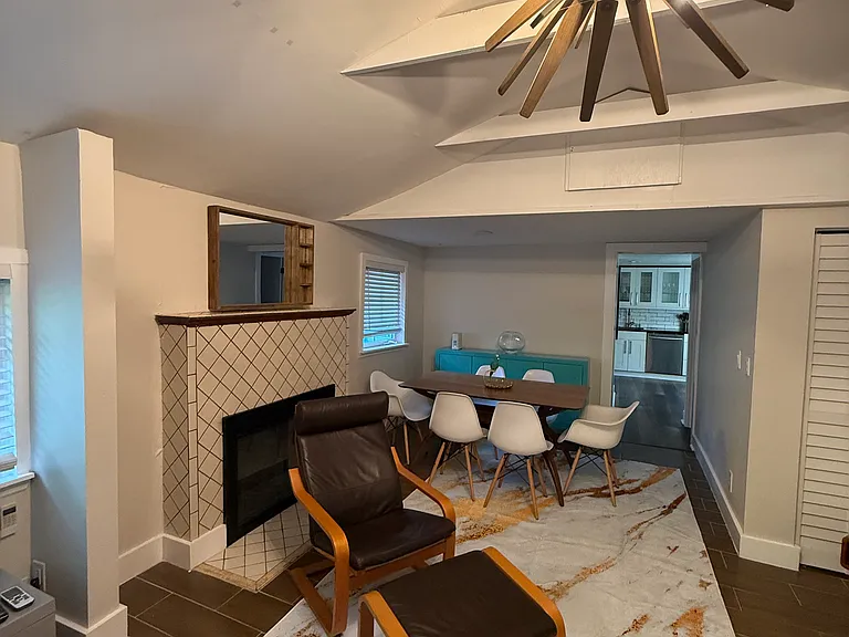 331 Lauderdale Trl — Photo 9