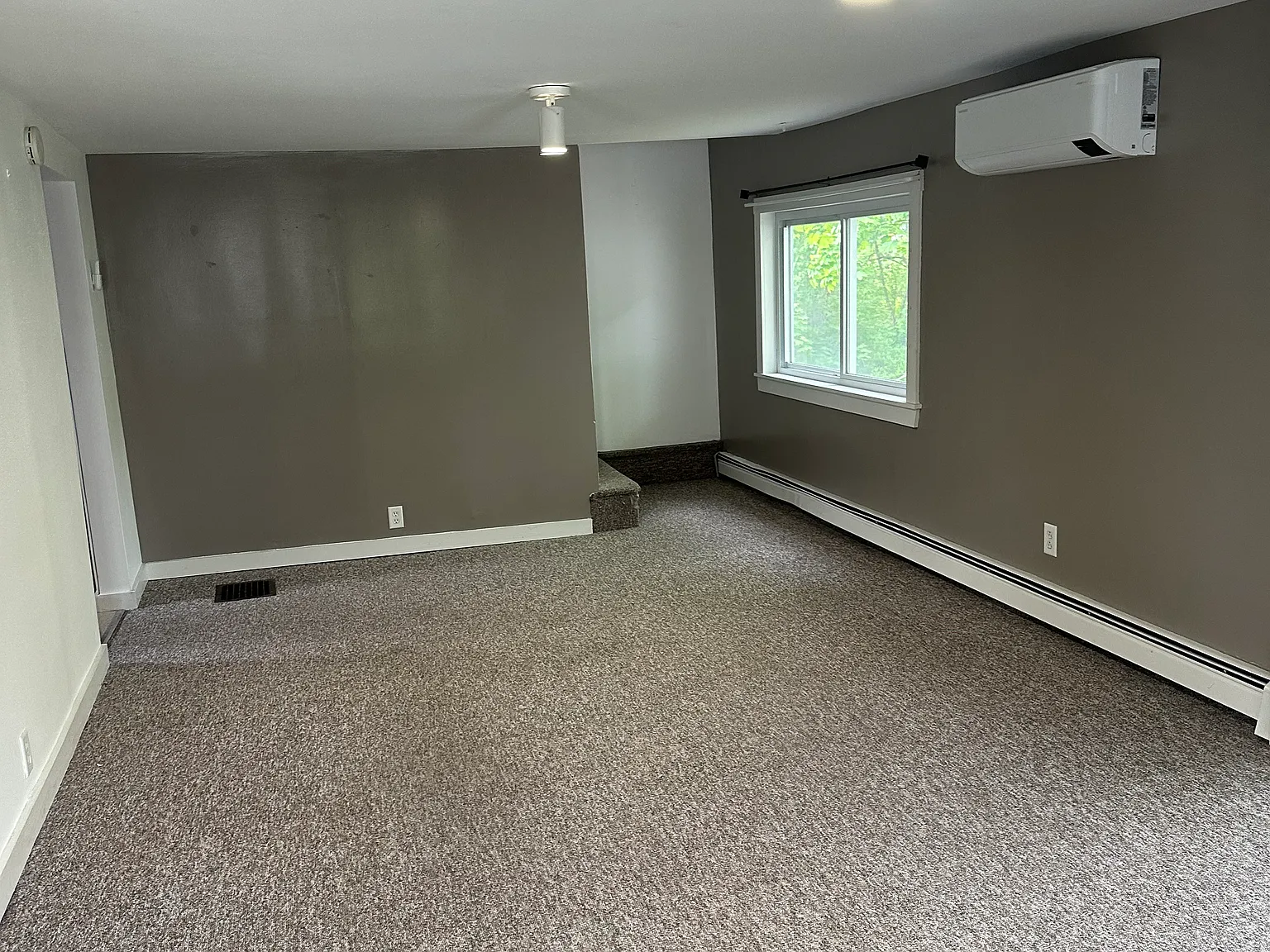 2 bed, $1,500 — Photo 2