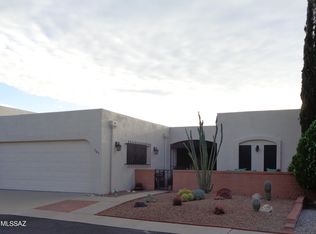 705 S Los Topacios, Green Valley, AZ 85614