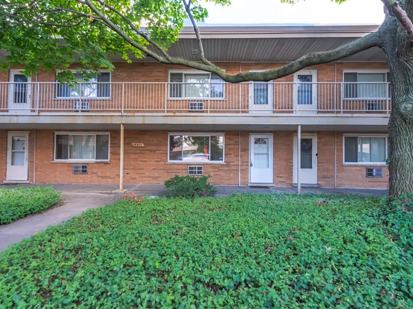4211 W 95th St APT 1C, Oak Lawn, IL 60453