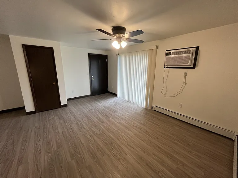 545 Spinnaker Ln #C — Photo 6