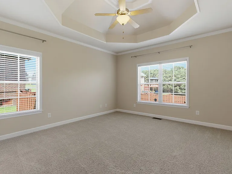 1033 Belcor Dr — Photo 4