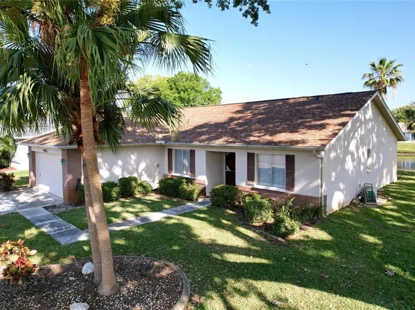 4402 Grandwood Ln, New Port Richey, FL 34653