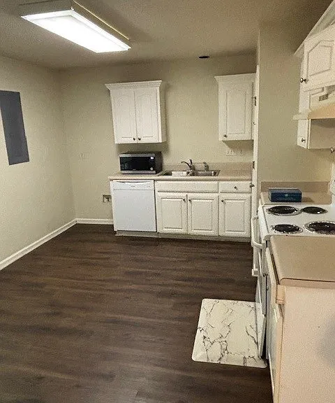 379 Miller Pointe Dr #377 — Photo 3