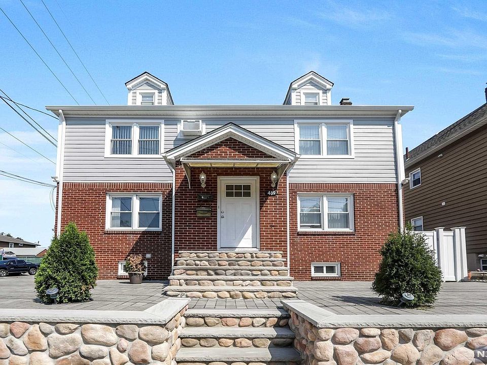 1st image of 489 Madeline Ave
