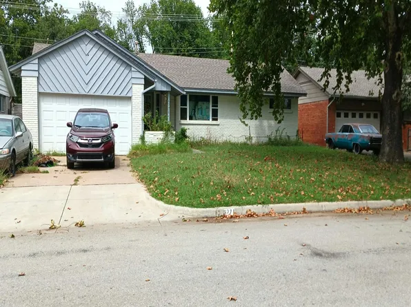 6771 E 26th Pl, Tulsa, OK 74129