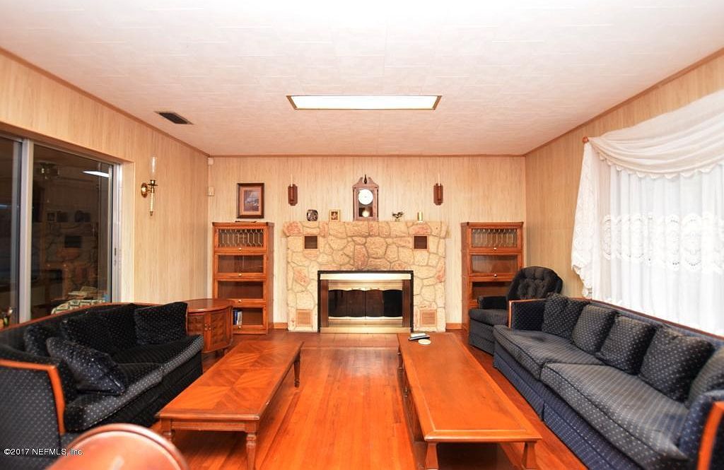 406 S Main St, Crescent City, FL 32112 Zillow